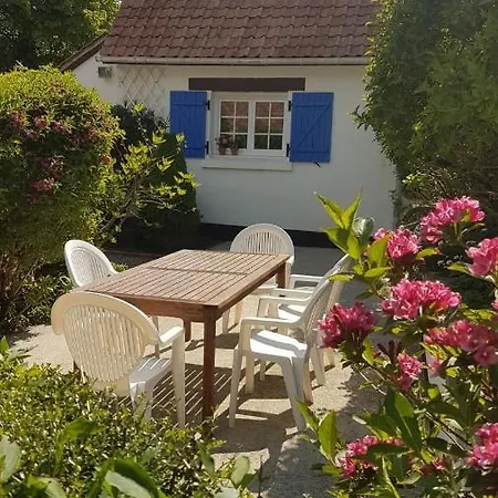 Apart - Country At Tingry Exterior photo